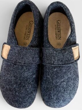 Giesswein Camden Unisex Slipper Slate Wool Ultra Comfort  | EU 42 Men 9 Wmn 11
